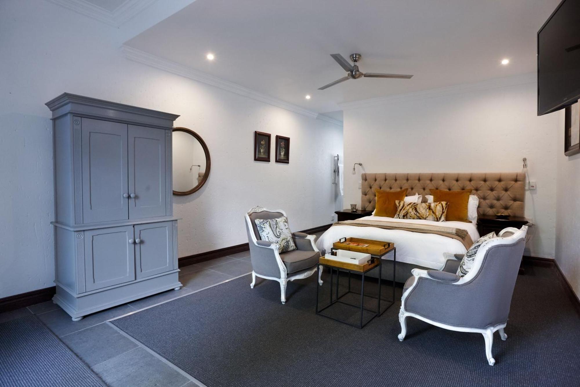 River Meadow Manor Центурион Екстериор снимка