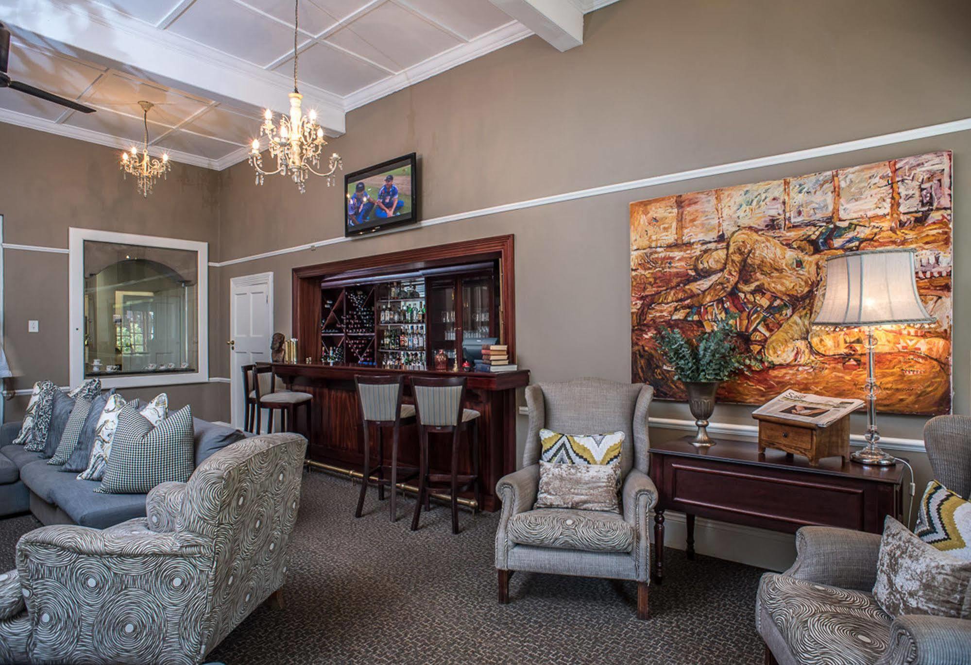 River Meadow Manor Центурион Екстериор снимка
